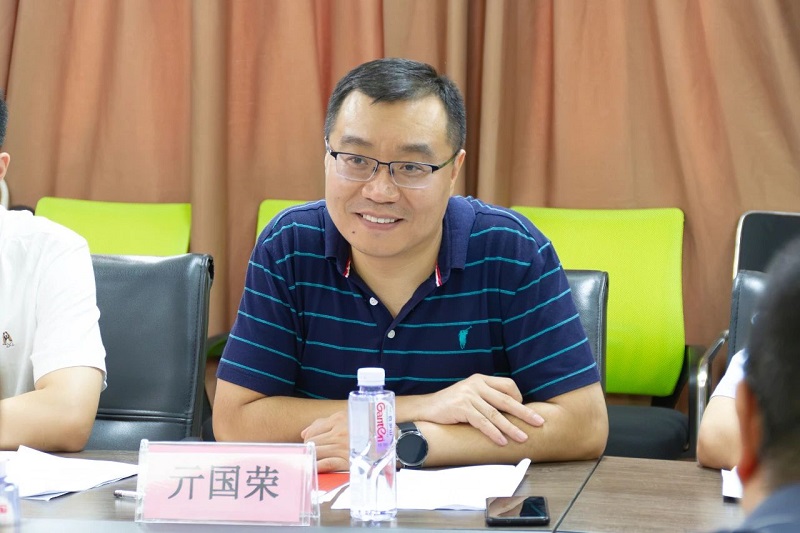 成都市人社局黨組成員、副局長亓國榮一行蒞臨瑞方人力考察調研 第3張